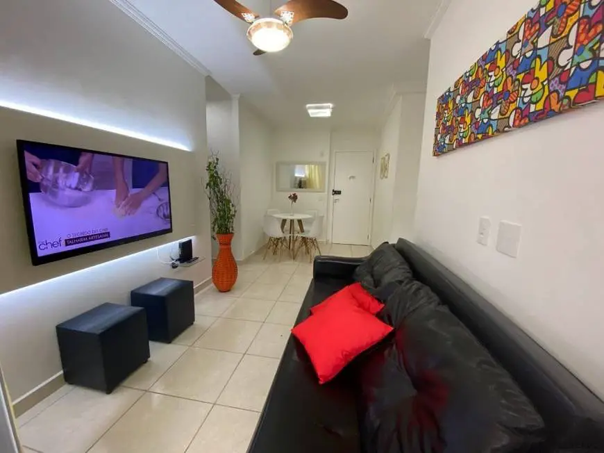 Foto 2 de Apartamento com 1 Quarto à venda, 39m² em Cidade Ocian, Praia Grande
