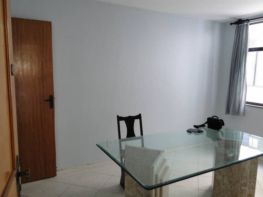 Foto 2 de Apartamento com 1 Quarto para alugar, 68m² em Grajaú, Rio de Janeiro