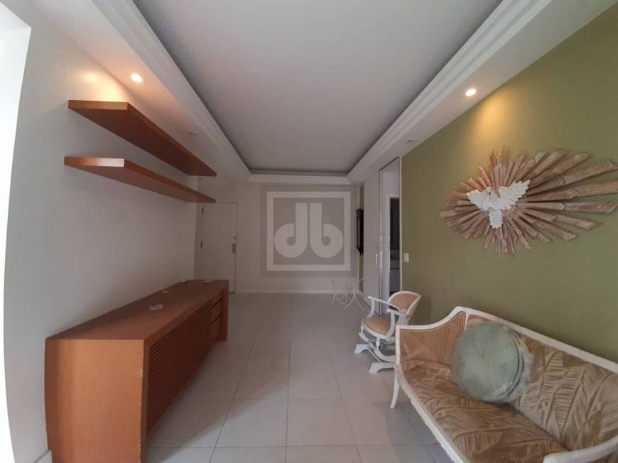 Foto 3 de Apartamento com 1 Quarto à venda, 69m² em Leblon, Rio de Janeiro