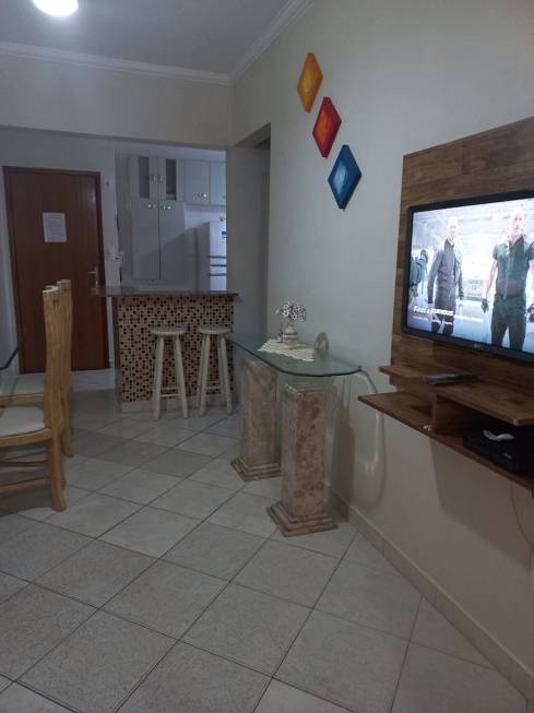 Foto 1 de Apartamento com 1 Quarto para alugar, 45m² em Maracanã, Praia Grande