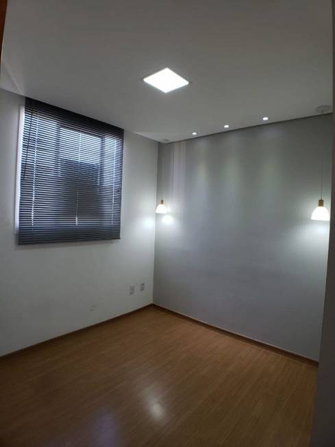 Foto 3 de Apartamento com 2 Quartos para alugar, 45m² em Chácaras Reunidas Santa Terezinha, Contagem