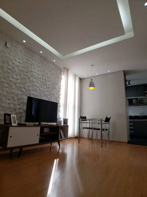 Foto 4 de Apartamento com 2 Quartos para alugar, 45m² em Chácaras Reunidas Santa Terezinha, Contagem