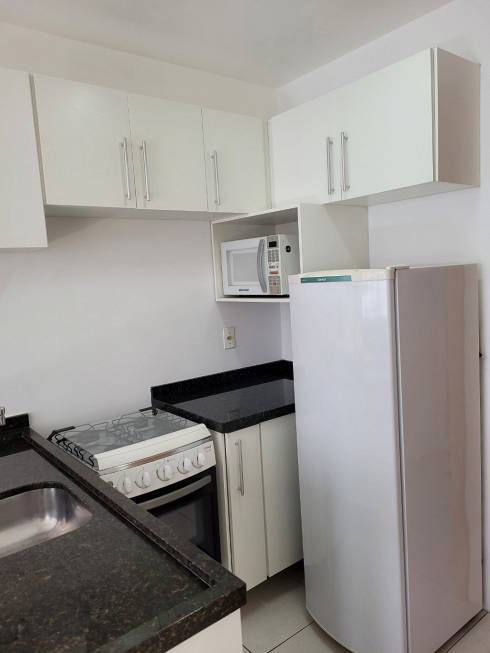 Foto 1 de Apartamento com 2 Quartos para alugar, 42m² em Centro, Curitiba