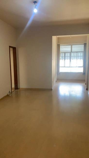 Foto 1 de Apartamento com 2 Quartos para alugar, 61m² em Laranjeiras, Rio de Janeiro