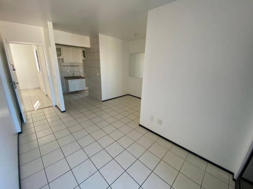 Foto 5 de Apartamento com 2 Quartos para alugar, 68m² em Meireles, Fortaleza