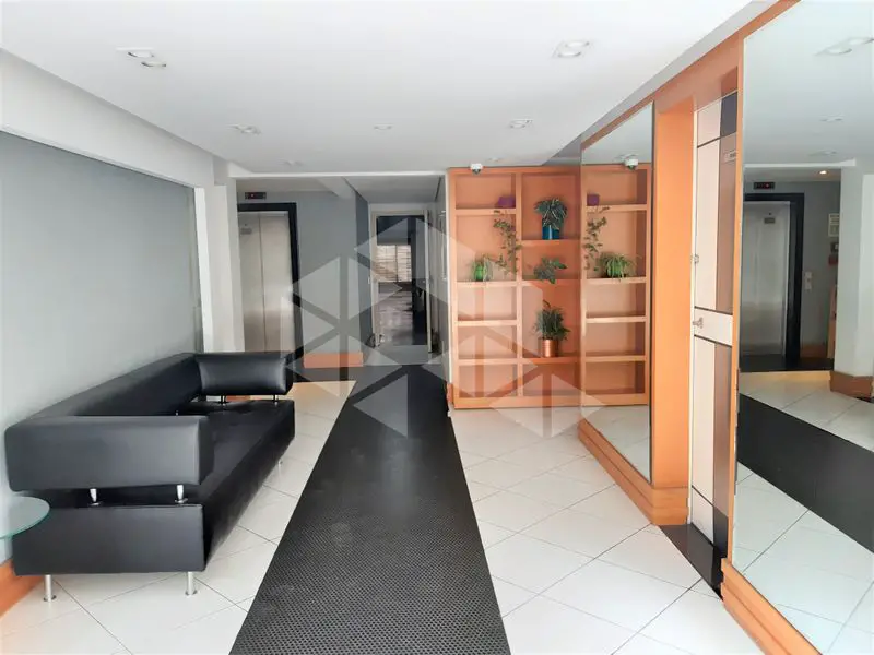 Foto 2 de Apartamento com 2 Quartos para alugar, 62m² em Rio Branco, Porto Alegre