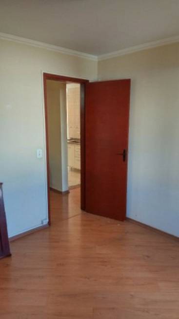 Foto 4 de Apartamento com 2 Quartos à venda, 50m² em Vila Mercês, Carapicuíba
