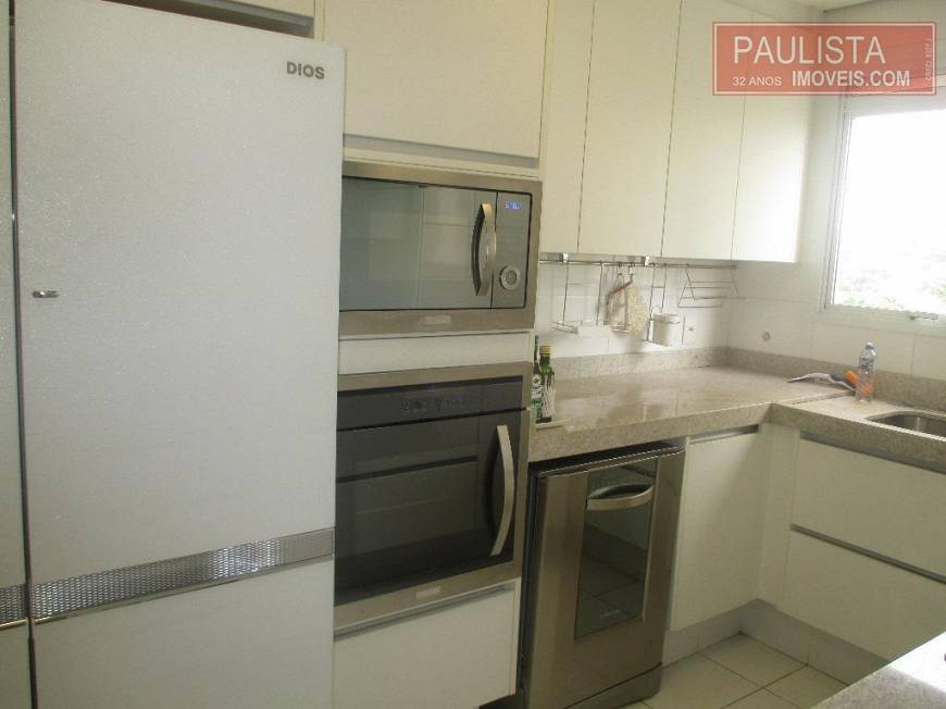 Foto 3 de Apartamento com 3 Quartos para alugar, 230m² em Campo Belo, São Paulo