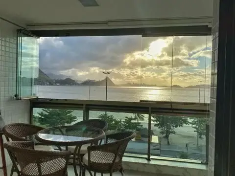 Foto 1 de Apartamento com 3 Quartos à venda, 136m² em Charitas, Niterói