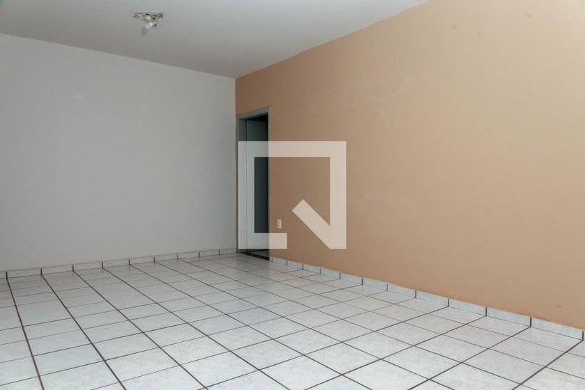 Foto 2 de Apartamento com 3 Quartos para alugar, 140m² em Lidice, Uberlândia