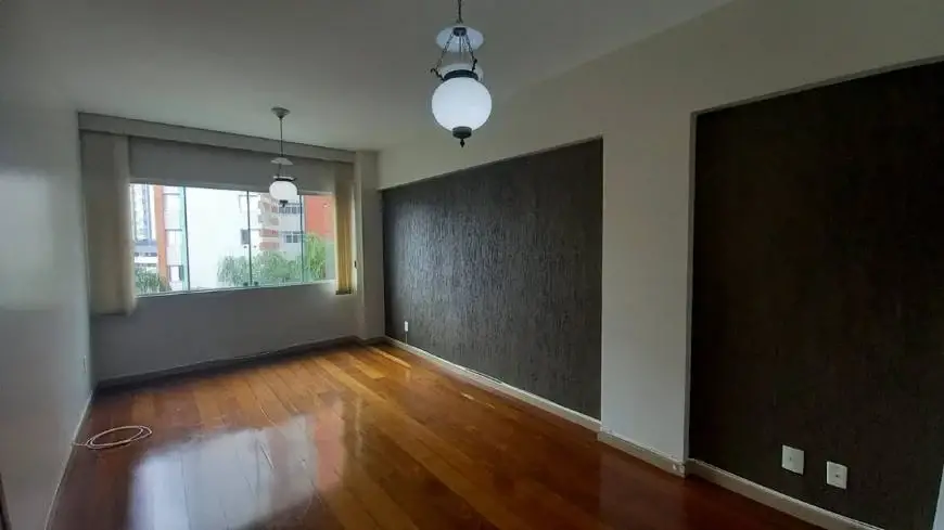 Foto 1 de Apartamento com 3 Quartos para alugar, 115m² em Sion, Belo Horizonte