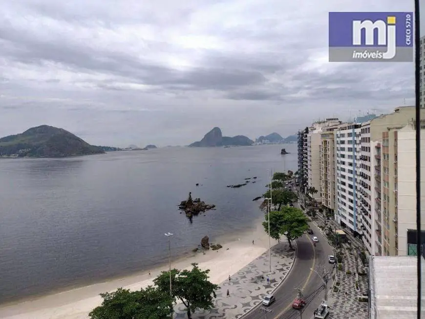 Foto 1 de Apartamento com 4 Quartos à venda, 180m² em Icaraí, Niterói