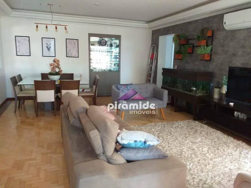 Foto 1 de Apartamento com 4 Quartos à venda, 182m² em Jardim São Dimas, São José dos Campos