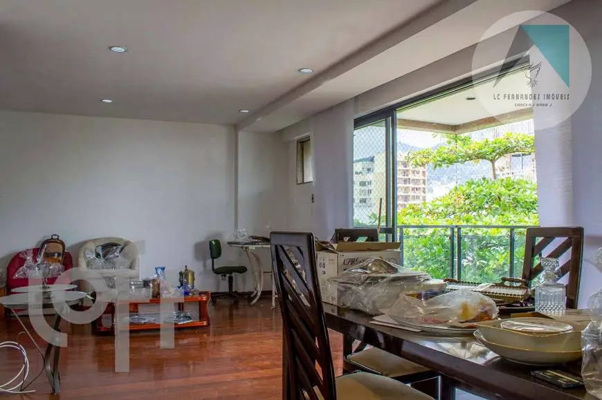Foto 1 de Apartamento com 4 Quartos à venda, 148m² em Maracanã, Rio de Janeiro