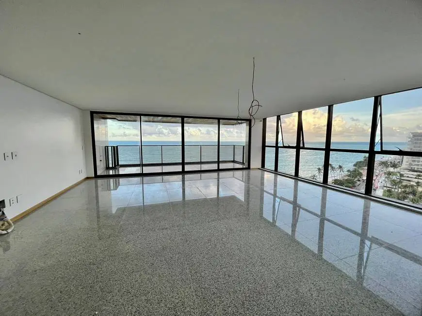Foto 2 de Apartamento com 4 Quartos à venda, 286m² em Ponta Verde, Maceió