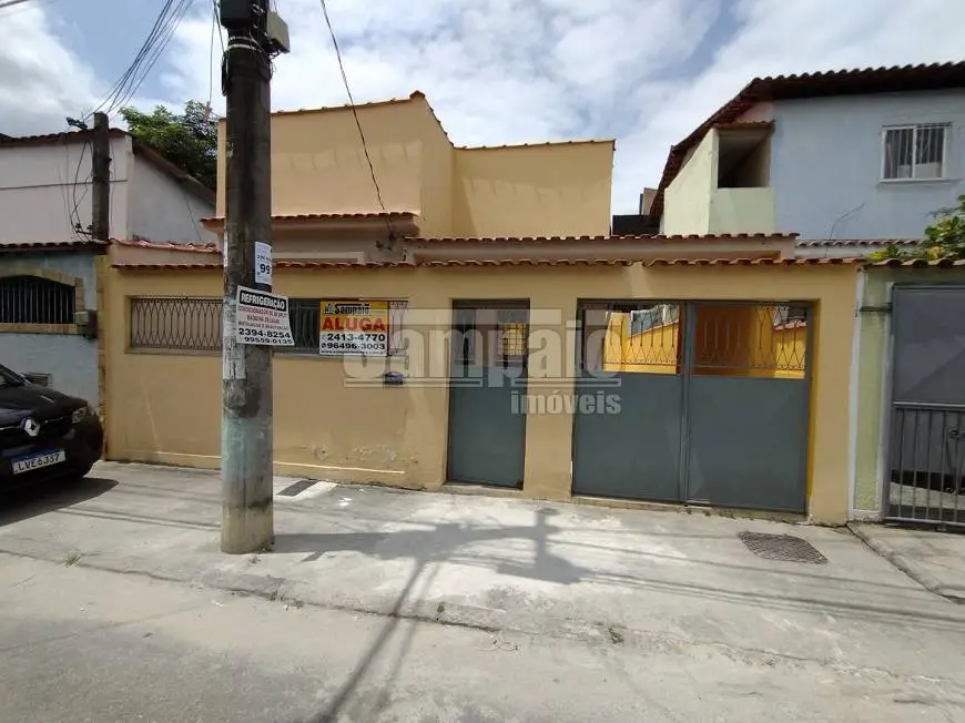 Foto 1 de Casa com 2 Quartos para alugar, 75m² em Santíssimo, Rio de Janeiro