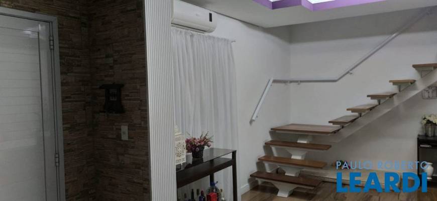Foto 3 de Casa com 2 Quartos à venda, 113m² em Vila Moinho Velho, São Paulo