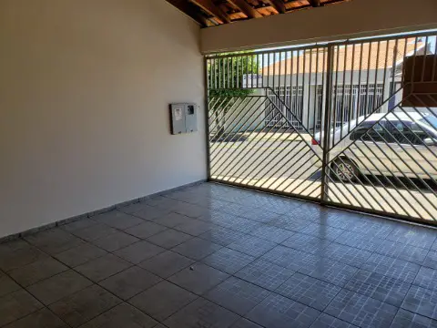 Foto 2 de Casa com 2 Quartos à venda, 100m² em Vila Progresso, Salto