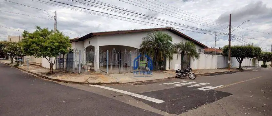 Foto 1 de Casa com 3 Quartos para alugar, 230m² em Jardim Bordon, São José do Rio Preto