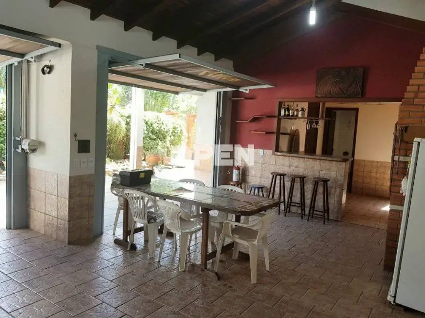 Foto 2 de Casa com 3 Quartos à venda, 148m² em Niterói, Canoas