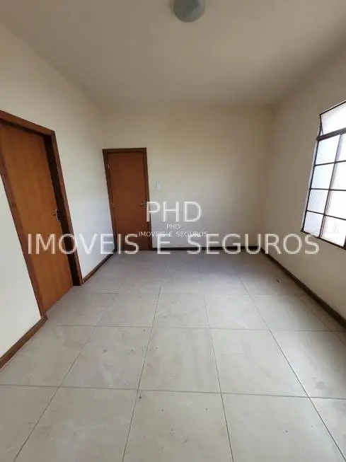 Foto 4 de Casa com 3 Quartos para alugar, 80m² em Nova Suíssa, Belo Horizonte