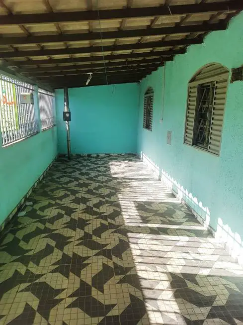 Foto 3 de Casa com 3 Quartos para venda ou aluguel, 150m² em Recanto das Emas, Brasília