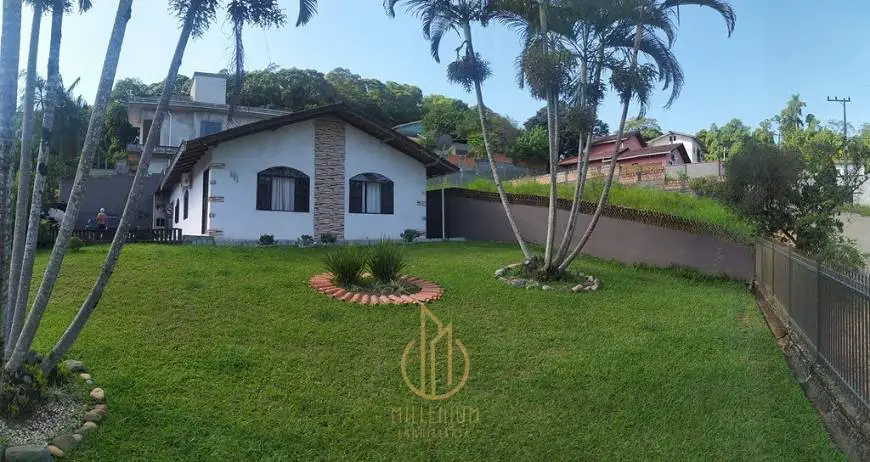 Foto 1 de Casa com 4 Quartos à venda, 92m² em João Costa, Joinville