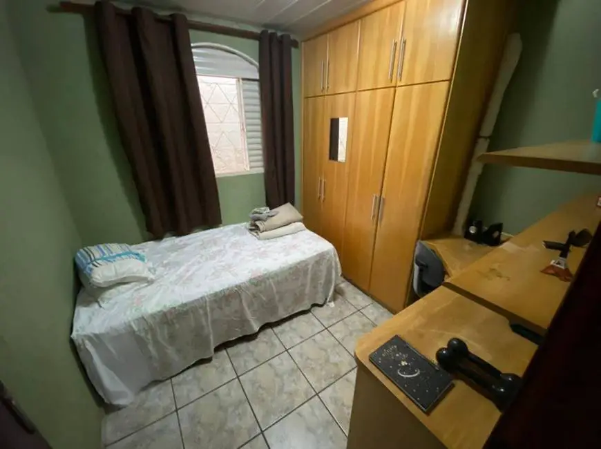 Foto 3 de Casa com 4 Quartos para alugar, 150m² em Riacho Fundo II, Brasília