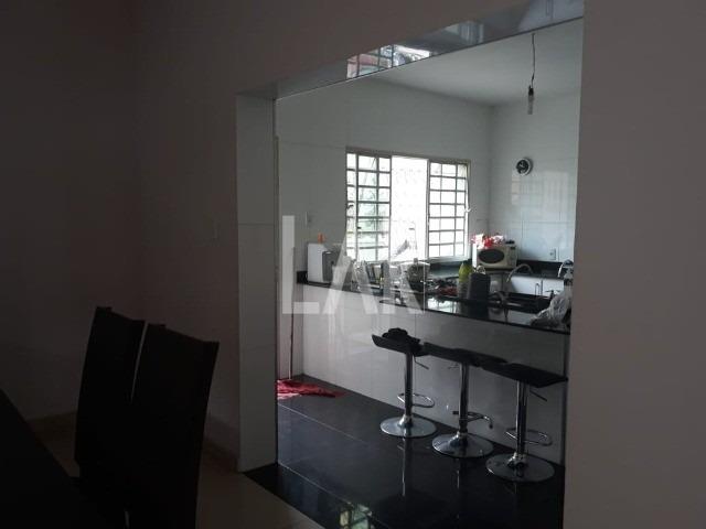 Foto 3 de Casa com 4 Quartos à venda, 300m² em Santa Amélia, Belo Horizonte