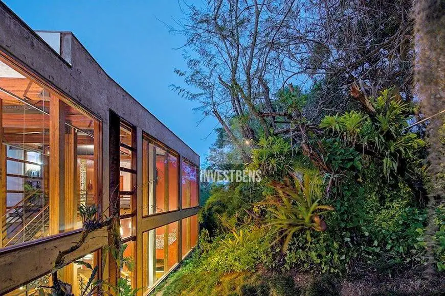 Foto 1 de Casa com 4 Quartos à venda, 500m² em Vila del Rey, Nova Lima