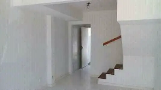 Foto 2 de Casa de Condomínio com 2 Quartos à venda, 42m² em Santa Cruz, Rio de Janeiro