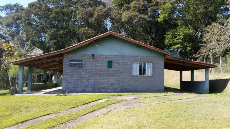 Foto 1 de Chácara com 2 Quartos à venda, 100m² em Guaraiuva, Vargem