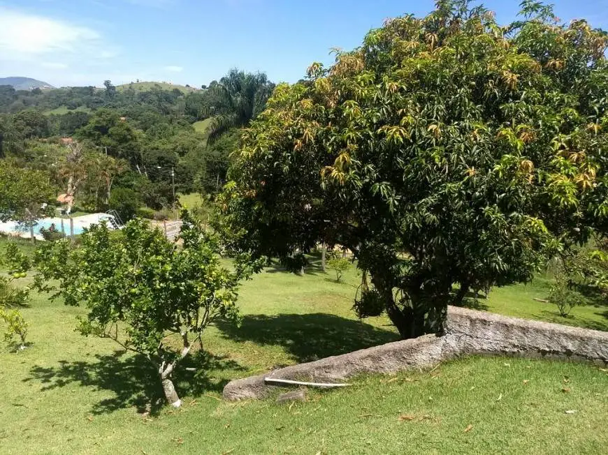 Foto 2 de Chácara com 2 Quartos à venda, 100m² em Guaraiuva, Vargem