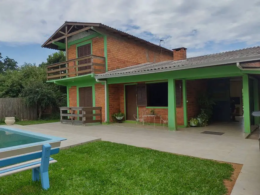 Foto 1 de Chácara com 3 Quartos à venda, 200m² em Parque Itacolomi, Gravataí