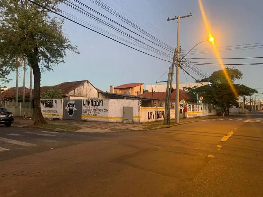 Foto 1 de Lote/Terreno à venda, 283m² em São João, Porto Alegre