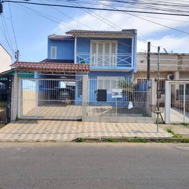 Foto 1 de Sobrado com 3 Quartos à venda, 150m² em Porto Verde, Alvorada