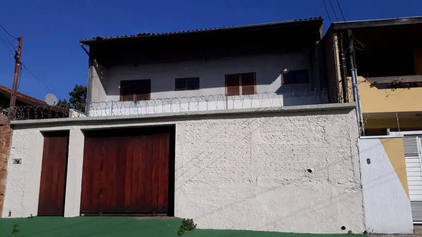 Foto 1 de Sobrado com 4 Quartos para alugar, 120m² em Jardim Maria Augusta, Taubaté