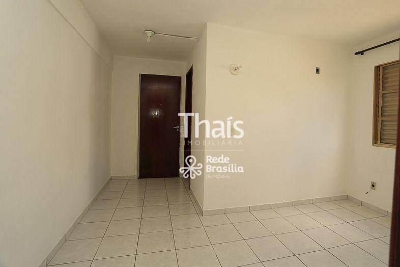 Foto 4 de Apartamento com 1 Quarto para alugar, 28m² em Quadras Econômicas Lúcio Costa, Guará