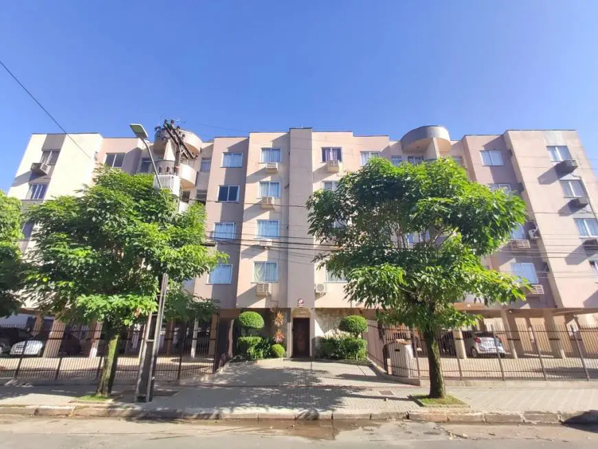 Foto 1 de Apartamento com 2 Quartos para alugar, 71m² em Saguaçú, Joinville