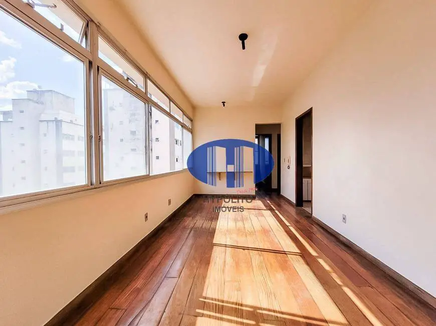 Foto 1 de Apartamento com 2 Quartos à venda, 65m² em Santo Antônio, Belo Horizonte