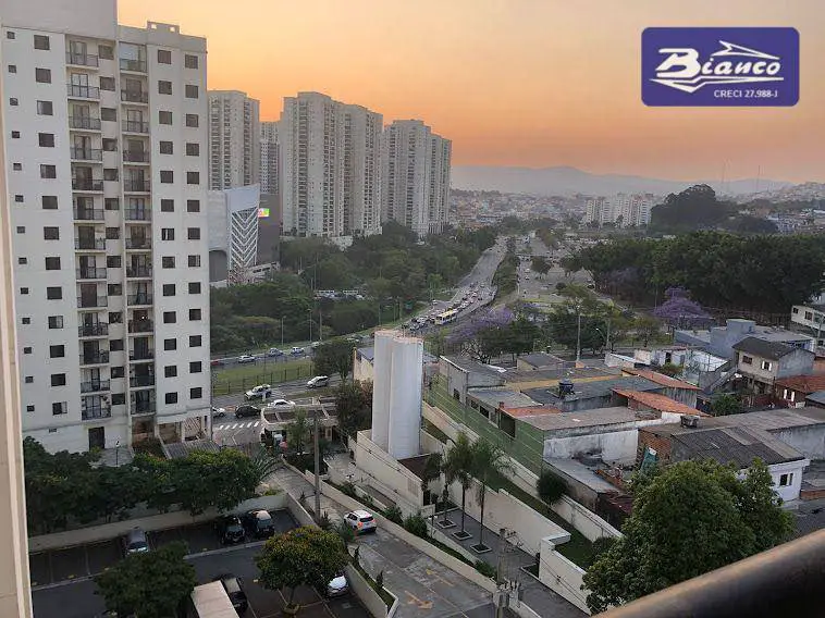 Foto 1 de Apartamento com 2 Quartos à venda, 53m² em Vila Rio de Janeiro, Guarulhos