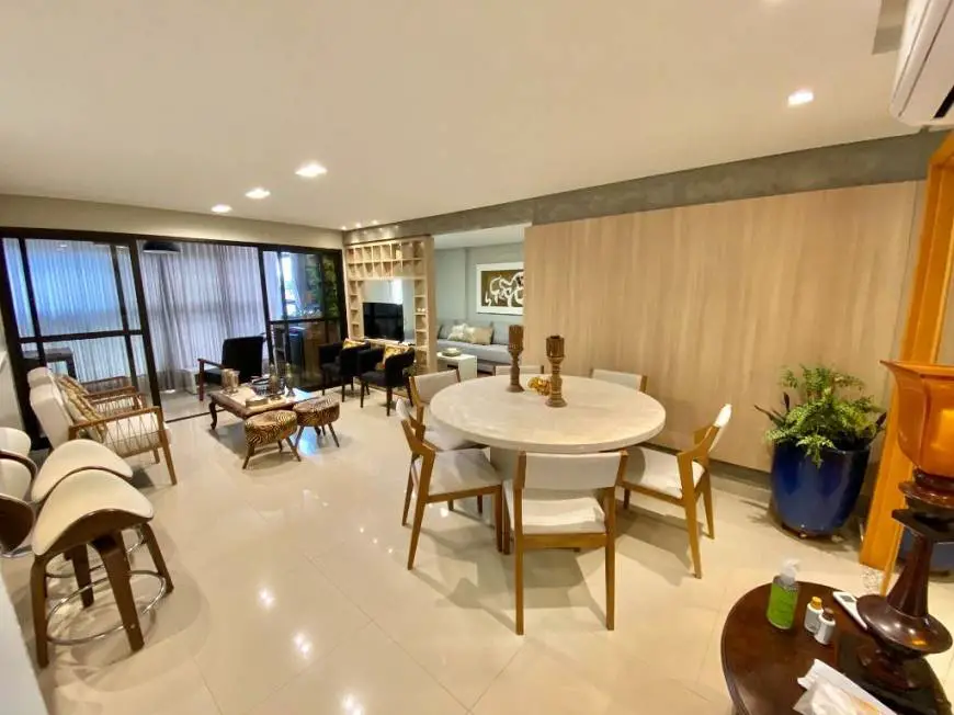 Foto 1 de Apartamento com 3 Quartos à venda, 134m² em Caranda Bosque, Campo Grande