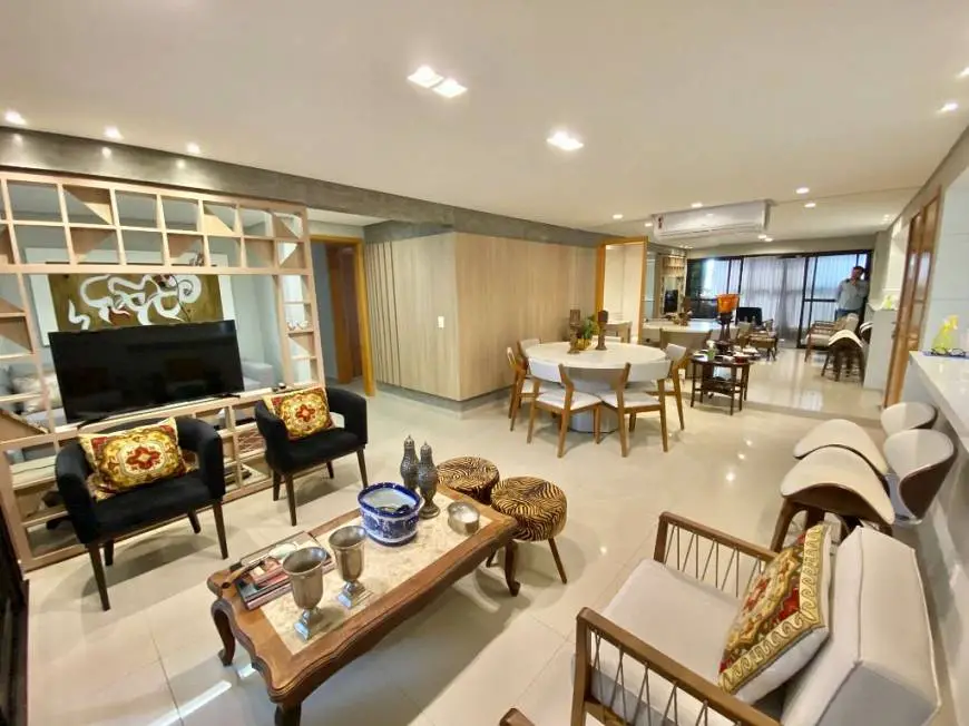 Foto 3 de Apartamento com 3 Quartos à venda, 134m² em Caranda Bosque, Campo Grande