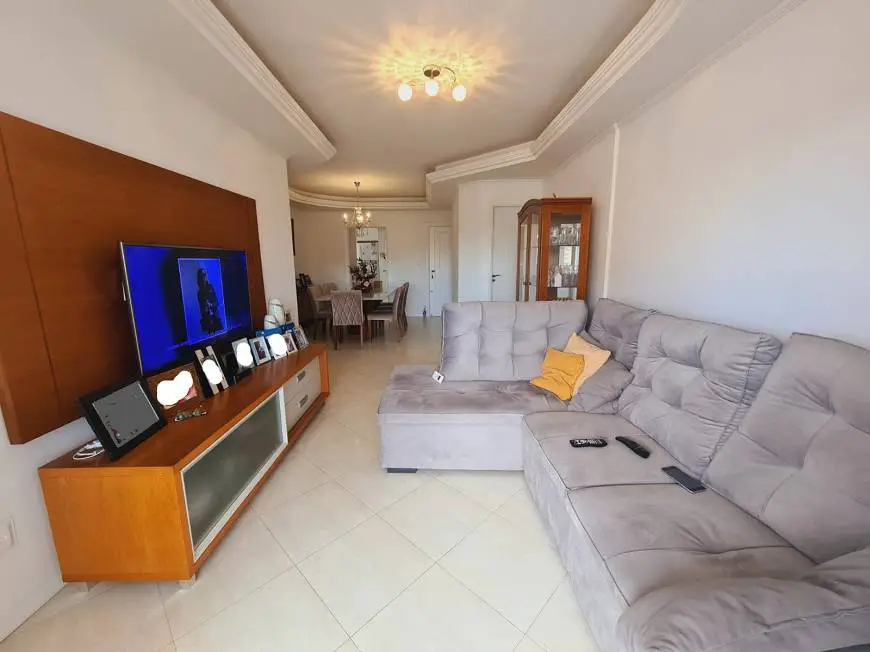 Foto 2 de Apartamento com 3 Quartos à venda, 143m² em Estreito, Florianópolis
