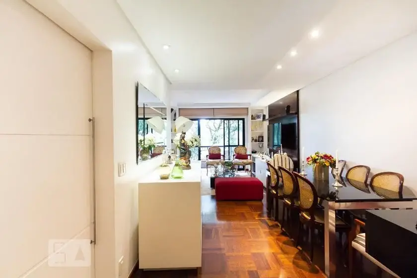 Foto 3 de Apartamento com 3 Quartos para alugar, 114m² em Vila Olímpia, São Paulo
