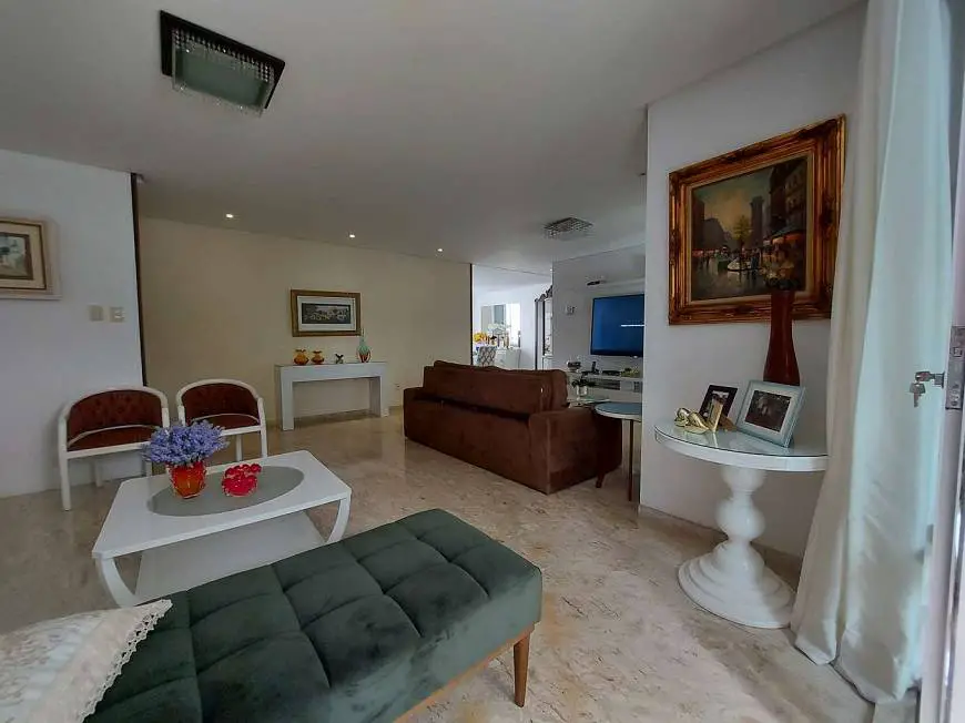 Foto 1 de Apartamento com 4 Quartos à venda, 200m² em Canela, Salvador