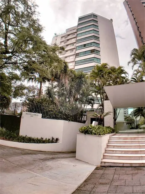 Foto 1 de Apartamento com 5 Quartos à venda, 370m² em Centro, Cascavel