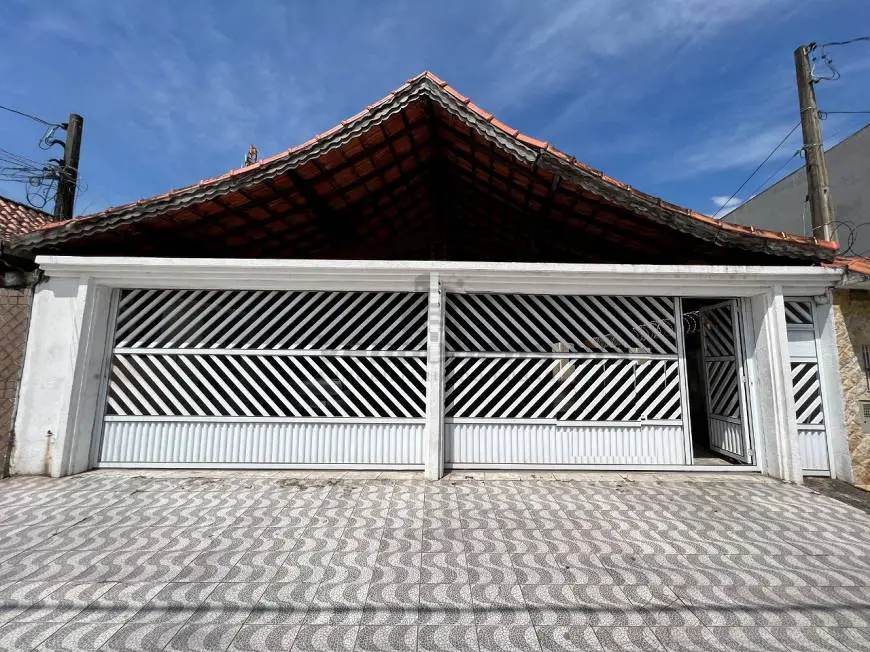 Foto 1 de Casa com 1 Quarto à venda, 44m² em Nova Mirim, Praia Grande