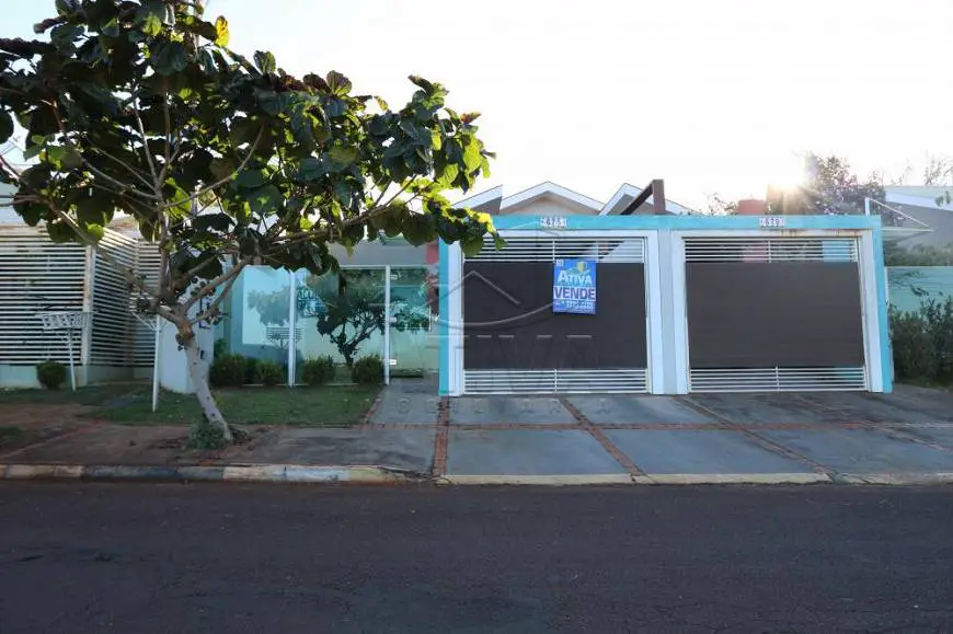 Foto 1 de Casa com 3 Quartos à venda, 99m² em Jardim Pancera, Toledo