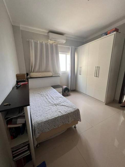 Foto 5 de Casa de Condomínio com 4 Quartos à venda, 298m² em Jardim Itália, Cuiabá